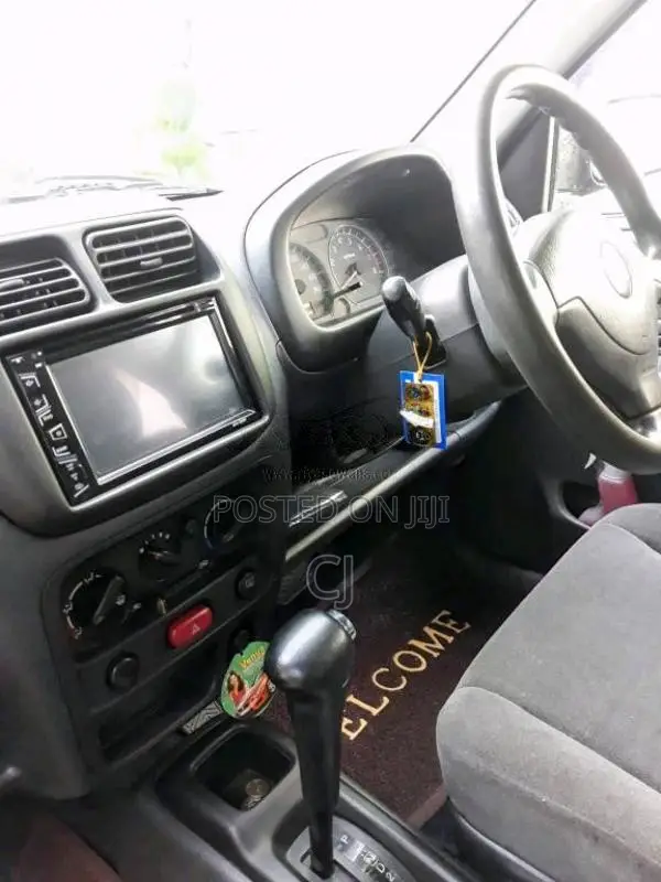 Suzuki Swift 2005 Car (Used)