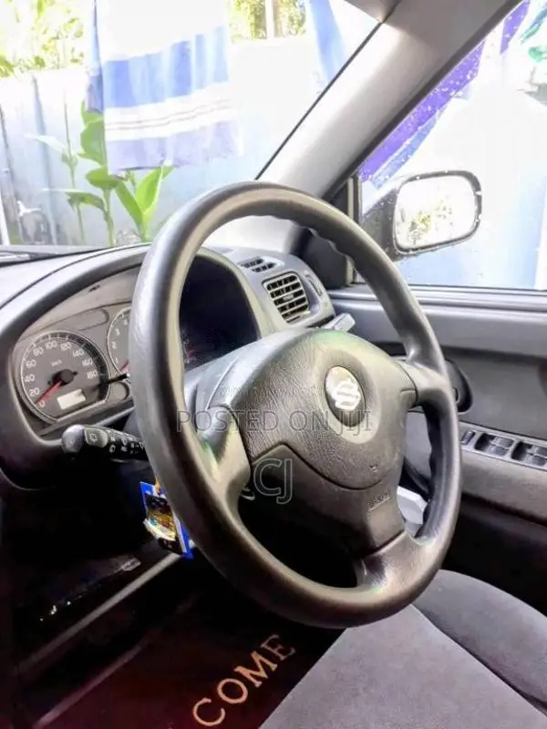 Suzuki Swift 2005 Car (Used)