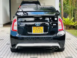 Toyota Prius S Touring 2014 Car (Used)