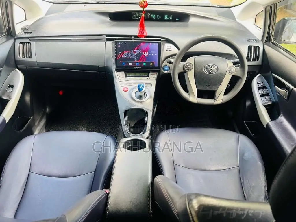 Toyota Prius S Touring 2014 Car (Used)