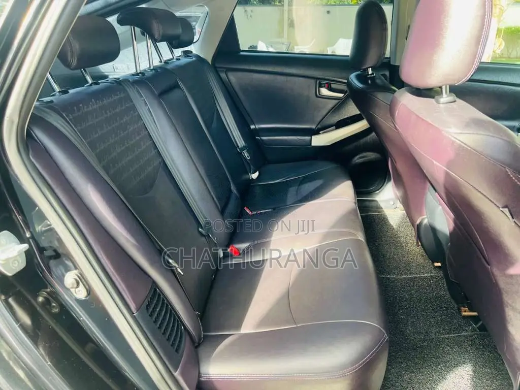 Toyota Prius S Touring 2014 Car (Used)