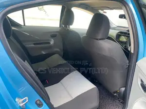 Toyota Aqua S 2013 Car (Used)