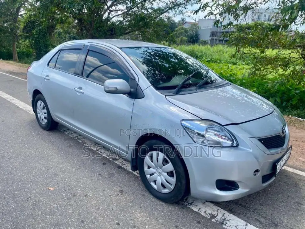 Toyota Belta 2010 Car (Used)