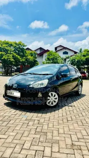 Toyota Aqua S Grade Limited 2013 Car (Used)