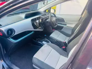 Toyota Aqua S Grade 2013 Car (Used)