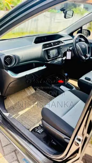 Toyota Aqua S Grade Limited 2013 Car (Used)