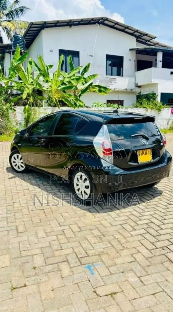 Toyota Aqua S Grade Limited 2013 Car (Used)