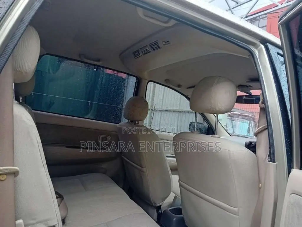 Toyota Avanza 2007 Car (Used)