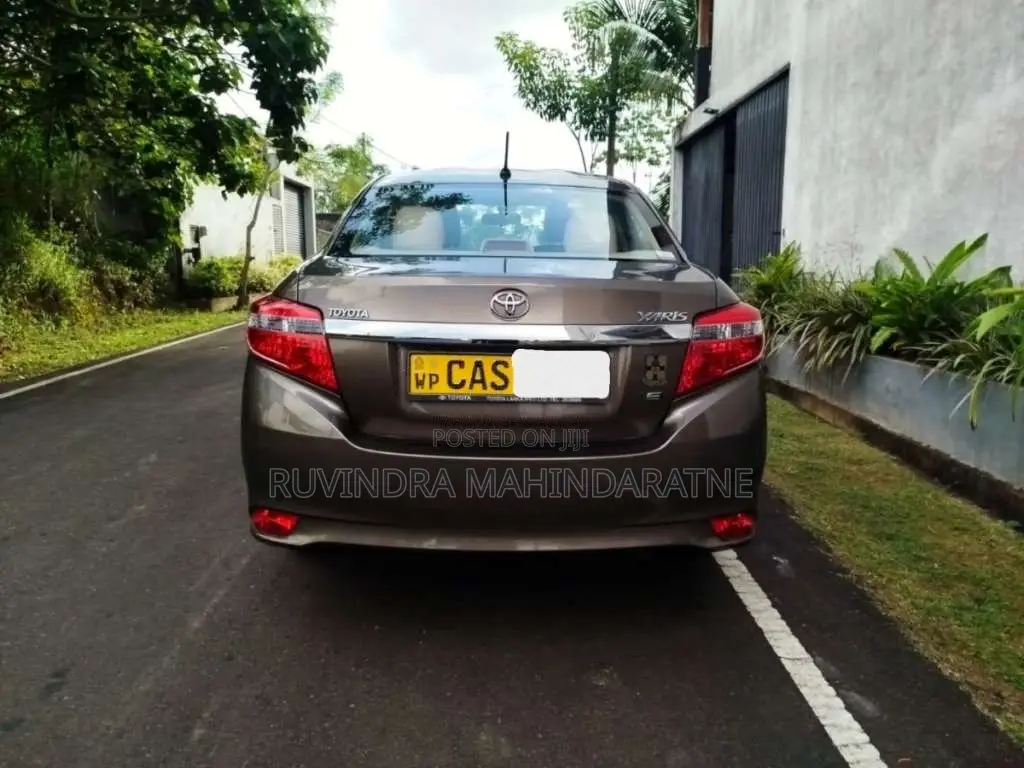 Toyota Yaris 2016 Car (Used)