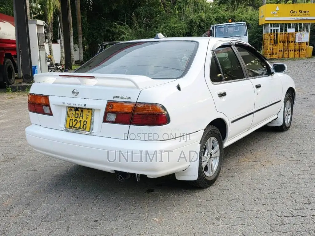 Nissan Sunny FB14 SUPER SALOON 1997 Car (Used)