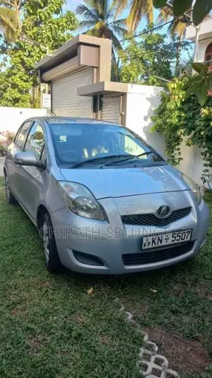 Toyota Vitz 2009 Car (Used)