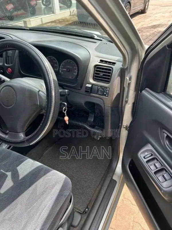 Suzuki Swift Kei 2005 Car (Used)