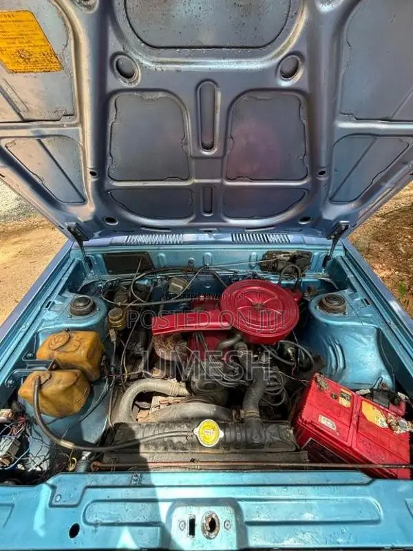 Mitsubishi Lancer Box 1980 Car (Used)