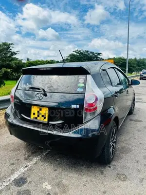 Toyota Aqua 2013 Car (Used)