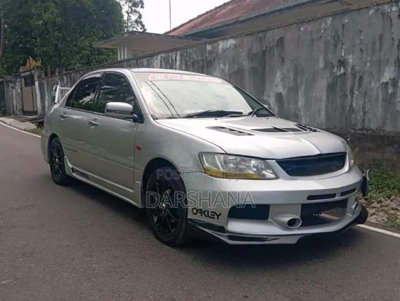 Mitsubishi Lancer CS2 2005 Car (Used)