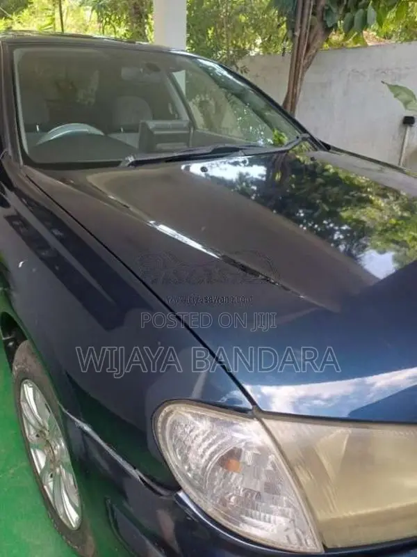 Nissan N16EX Saloon 2001 Car (Used)