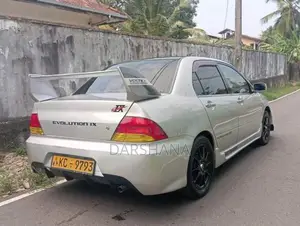 Mitsubishi Lancer CS2 2005 Car (Used)