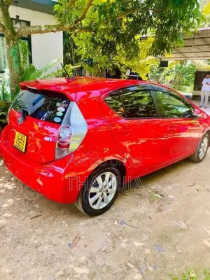 Toyota Aqua 2014 Car (Used)