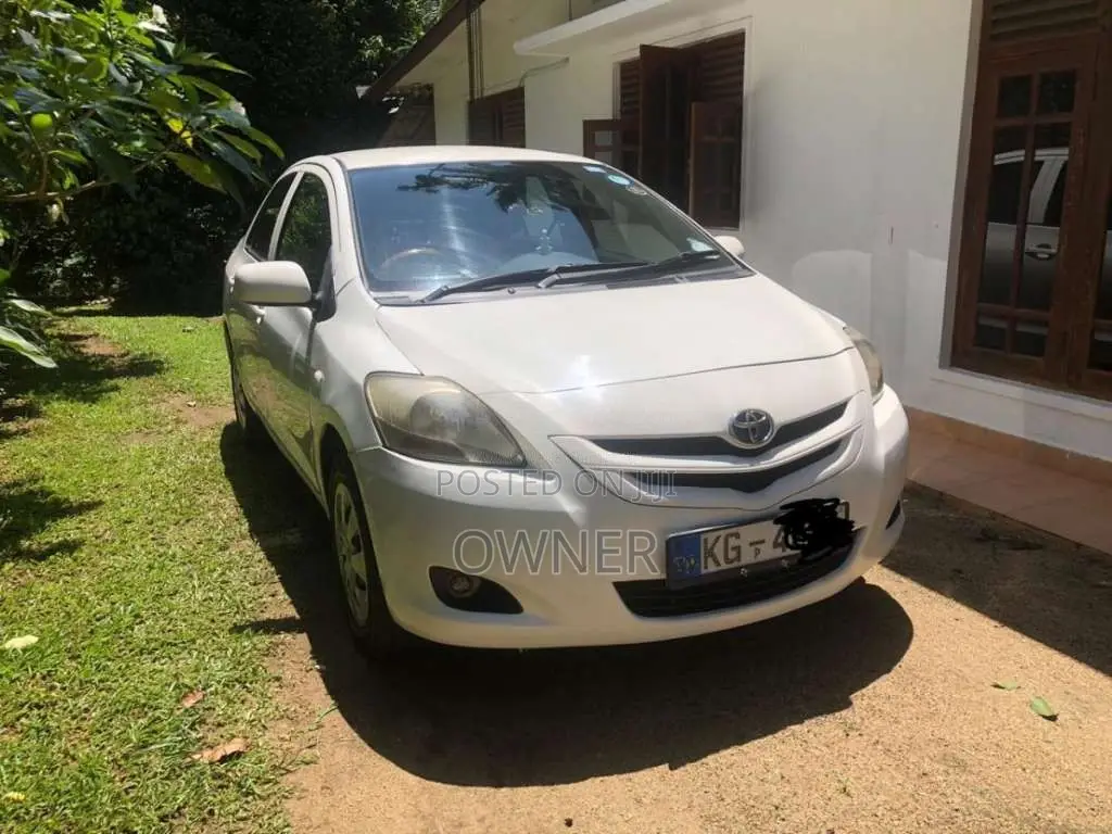 Toyota Yaris 2008 Car (Used)