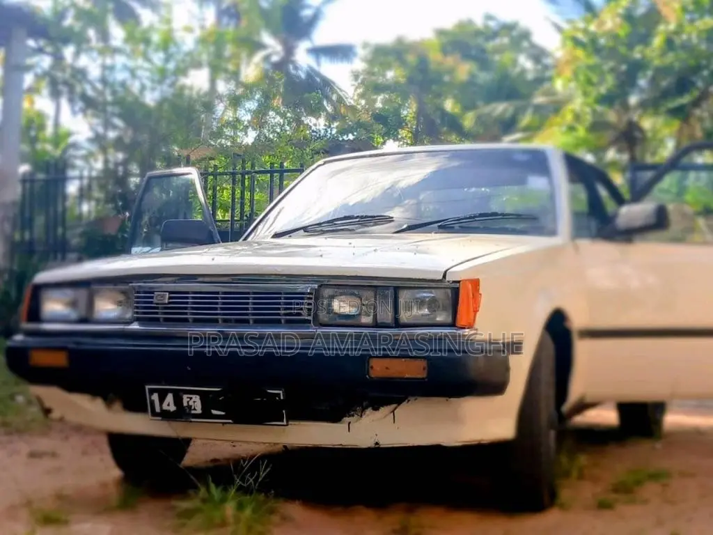 Toyota Corona 1983 Car (Used)