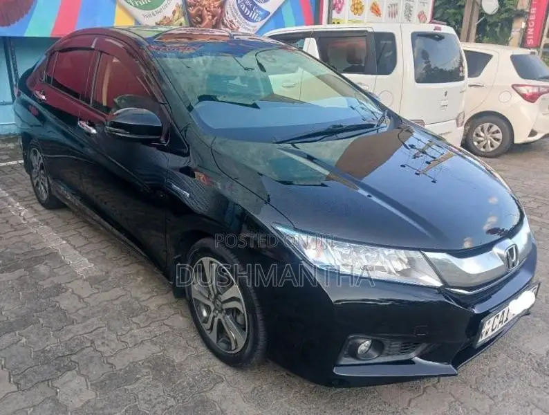 Honda Grace EX 2015 Car (Used)