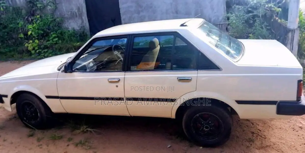 Toyota Corona 1983 Car (Used)