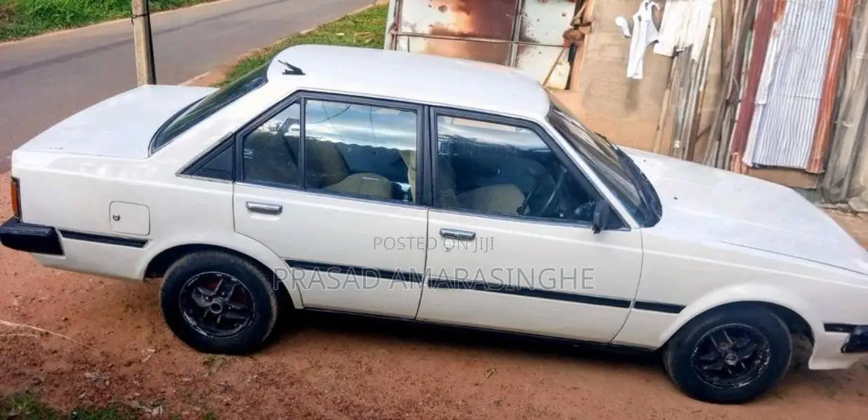 Toyota Corona 1983 Car (Used)