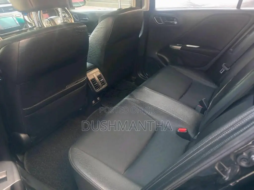 Honda Grace EX 2015 Car (Used)
