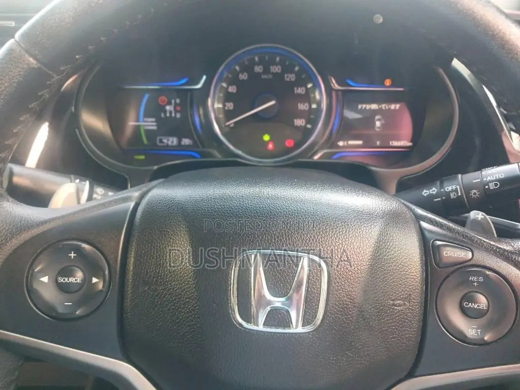 Honda Grace EX 2015 Car (Used)