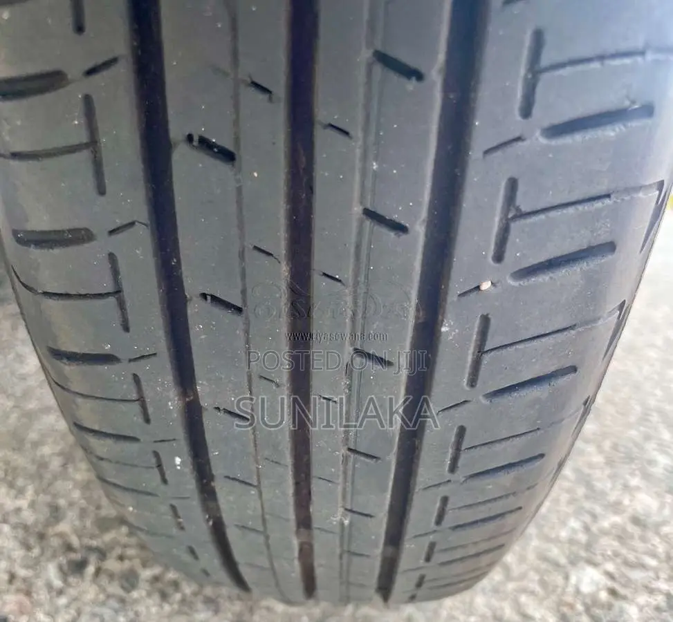 Toyota Axio 2007 Car (Used)