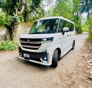 Suzuki Spacia 2023 Car (Used)