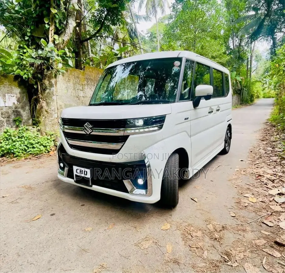 Suzuki Spacia 2023 Car (Used)