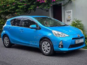 Toyota Aqua S Grade 2013 Car (Used)