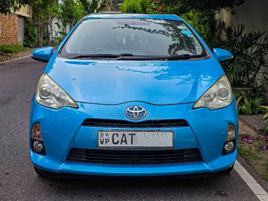 Toyota Aqua S Grade 2013 Car (Used)