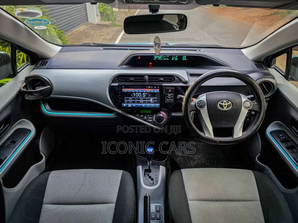 Toyota Aqua S Grade 2013 Car (Used)