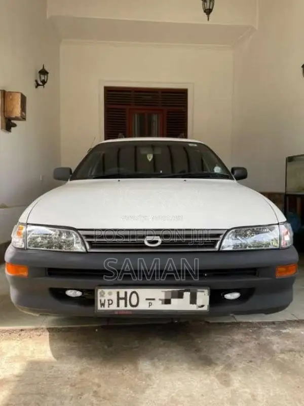 Toyota Corolla Elephant Back 2000 Car (Used)