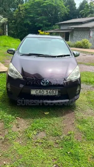 Toyota Aqua 2014 Car (Used)