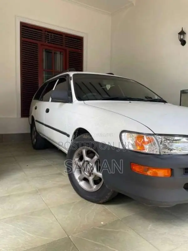 Toyota Corolla Elephant Back 2000 Car (Used)
