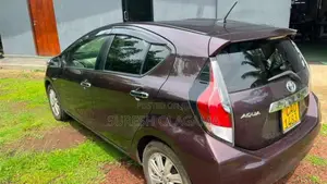 Toyota Aqua 2014 Car (Used)