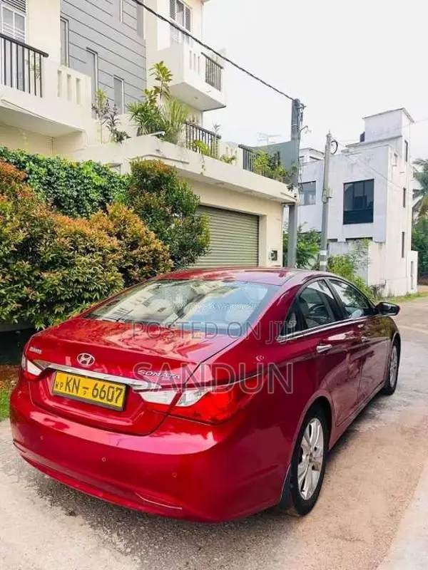 Hyundai Sonata 2010 Car (Used)