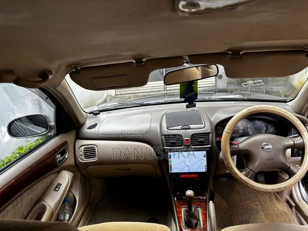 Nissan Bluebird Sylphy N17 2003 Car (Used)