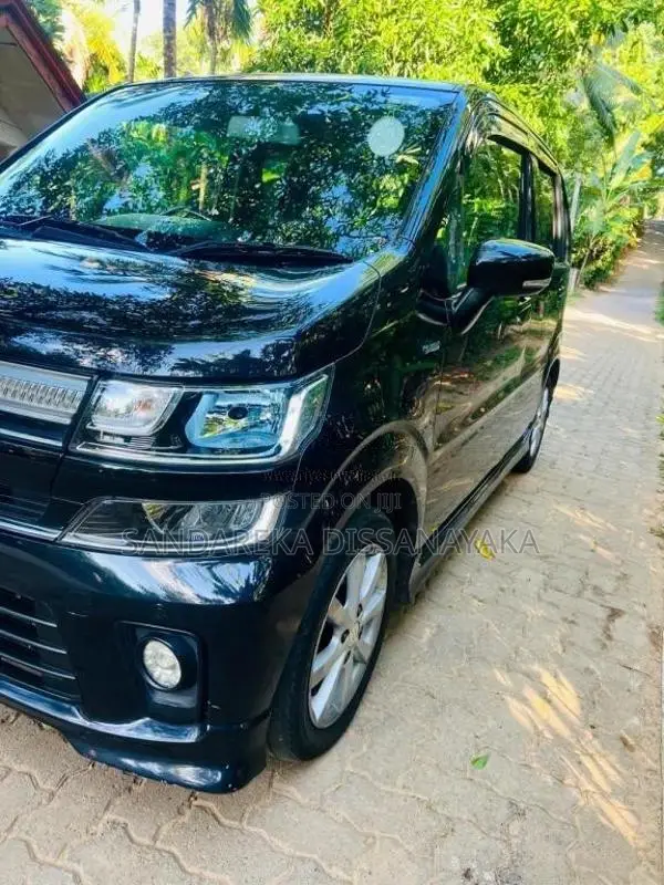 Suzuki Wagon R Fz 2018 Car (Used)