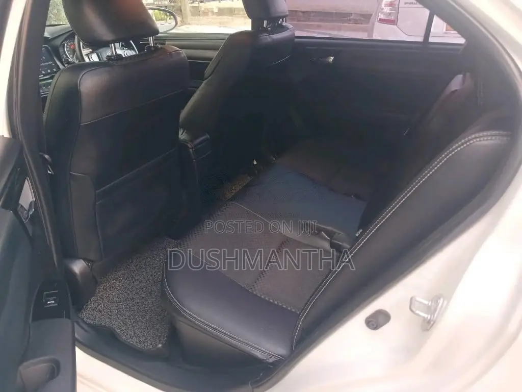 Toyota Axio WXB 2017 Car (Used)