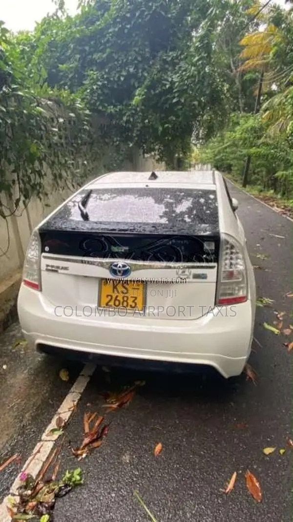 Toyota Prius 2009 Car (Used)