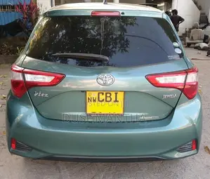 Toyota Vitz Jewela 2017 Car (Used)