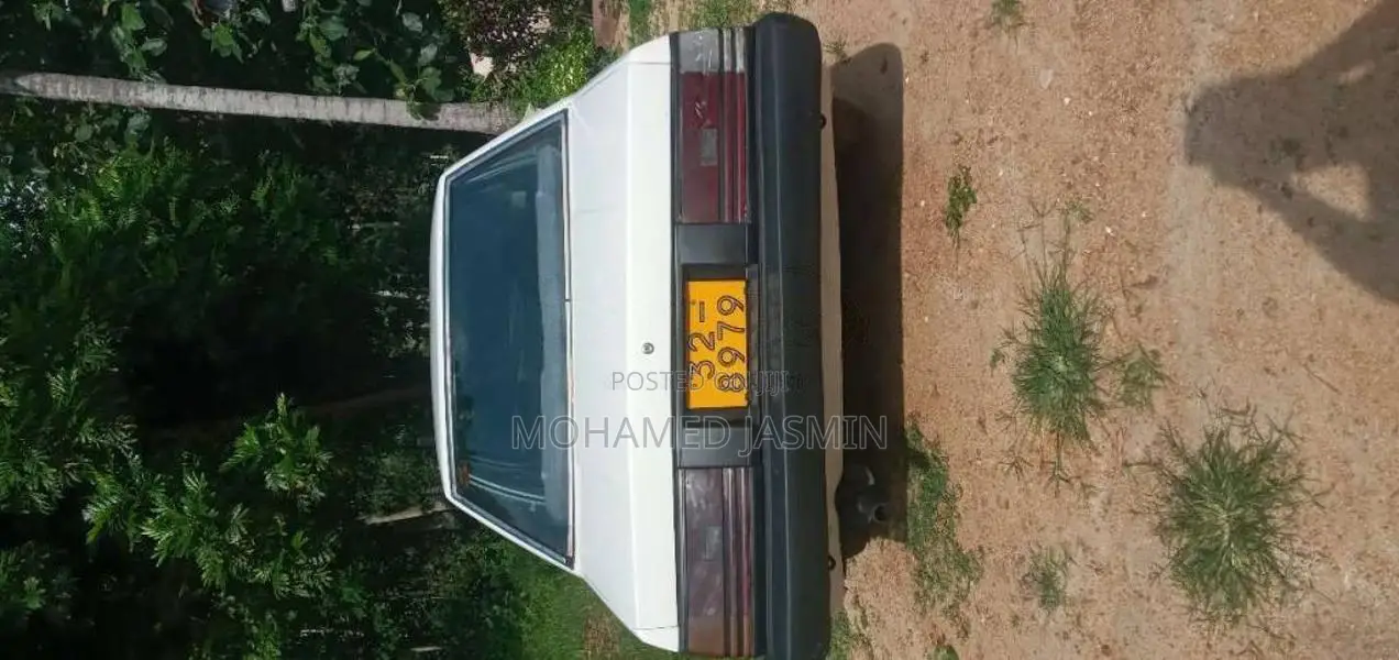 Toyota Corona 1987 Car (Used)