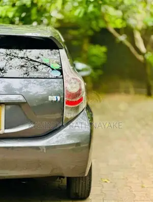 Toyota Aqua G Grade 2012 Car (Used)