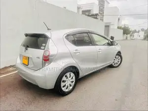 Toyota Aqua G Grade 2013 Car (Used)