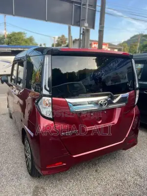 Toyota Roomy Custom G 2023 Car Unregistered (Recondition)