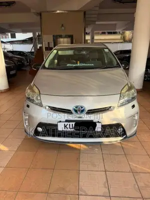 Toyota Prius 2011 Car (Used)